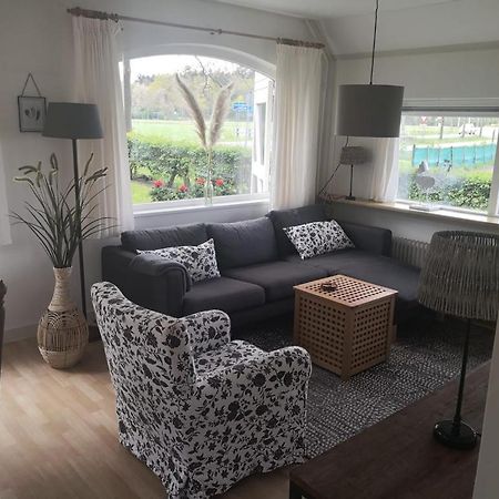 Vakantiehuisje 'De Uithof' Villa Oosterhesselen Buitenkant foto